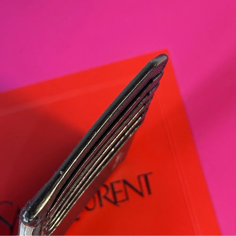 Beautiful YSL Black Zip Card Case - Picture 10 of 10